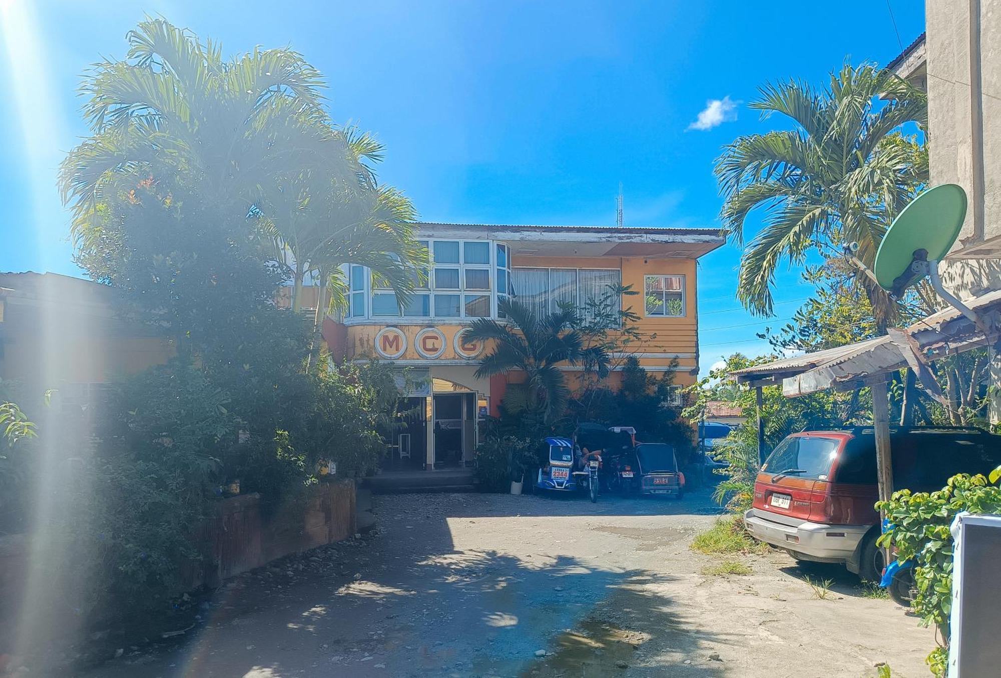 Reddoorz @ Grand Valley Hotel Junction Luna Cagayan Tagaytay City Exterior photo